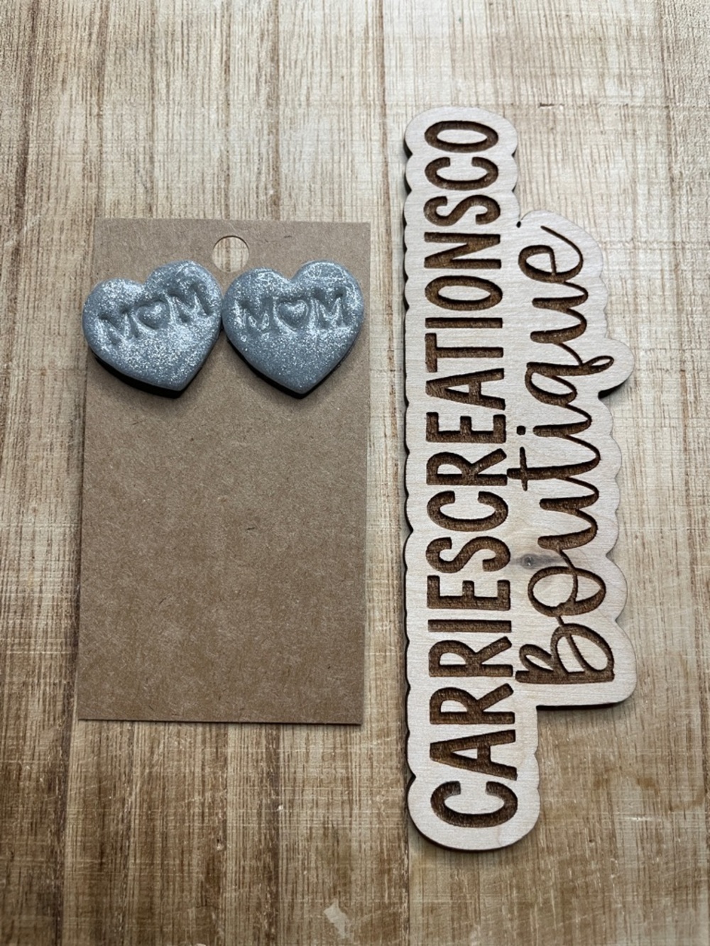 Silver Glitter 'MOM' Heart Stud Earrings